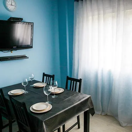 Club Apartment *